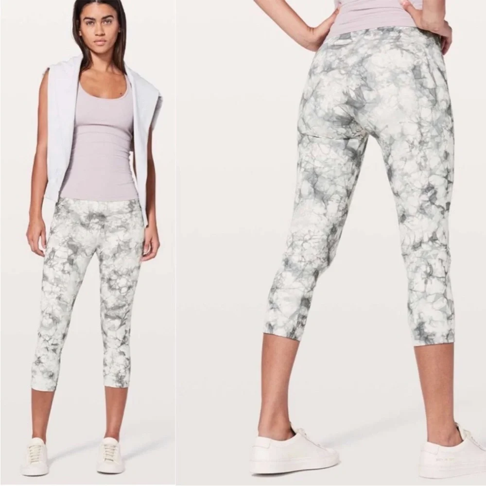 Lululemon wunder under under high rise crop 21” full on luxtreme dual shibori - Picture 1 of 9